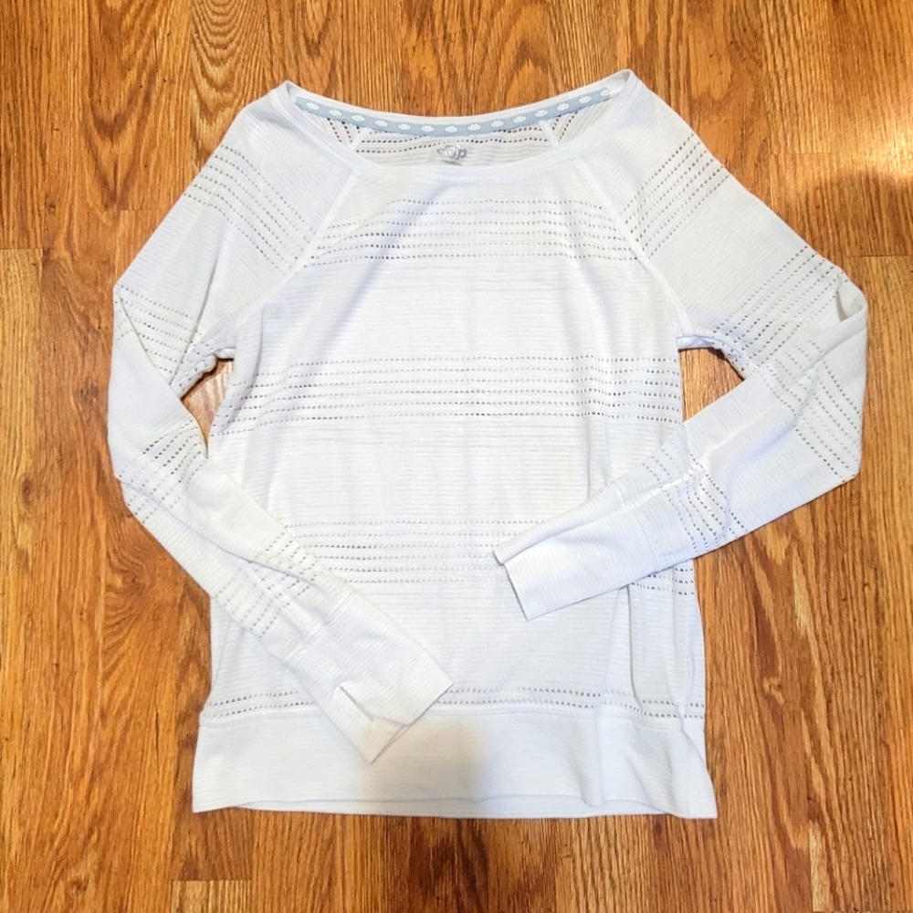 Maurices active top Small